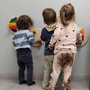 Adulto extra en talleres